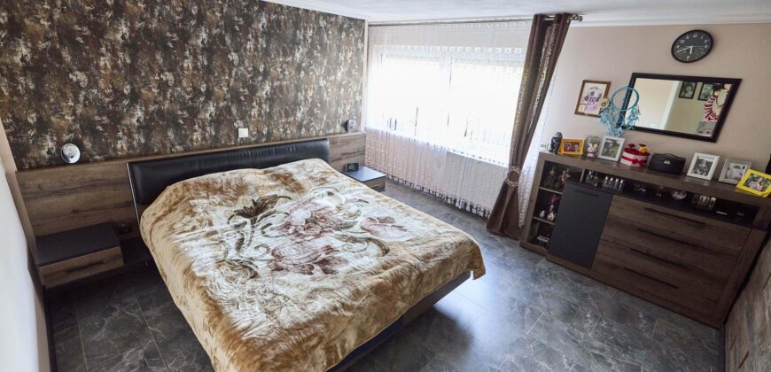 Freistehendes Haus mit hochwertiger Ausstattung und großem Grundstück in Sinzig-Franken