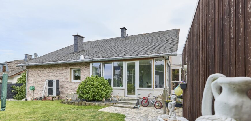 Freistehendes Haus mit hochwertiger Ausstattung und großem Grundstück in Sinzig-Franken